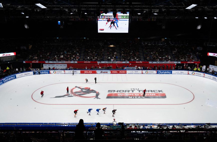 Italia protagonista nello short track a Milano Cortina 2026 durante la giornata olimpica dell’11 febbraio